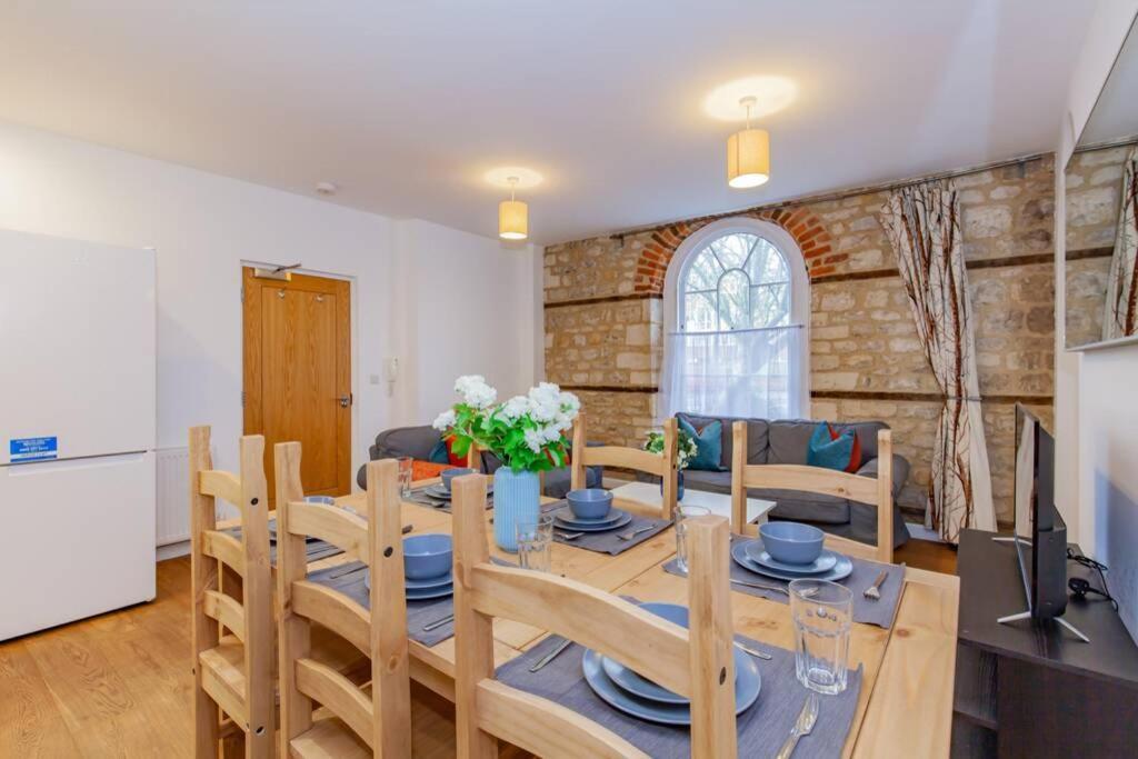 Unique And Quirky Central Apartment With Parking Oxford Exterior photo